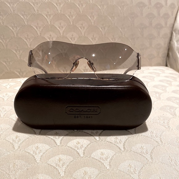 COACH SUNGLASSES - vintage - Picture 1 of 8